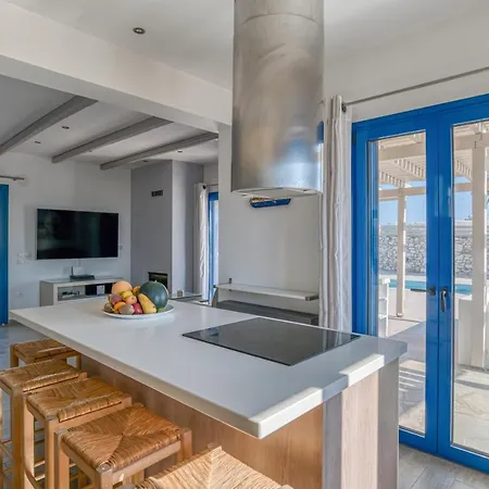 Deluxe House With Pool For 6 Ppl Apartment *