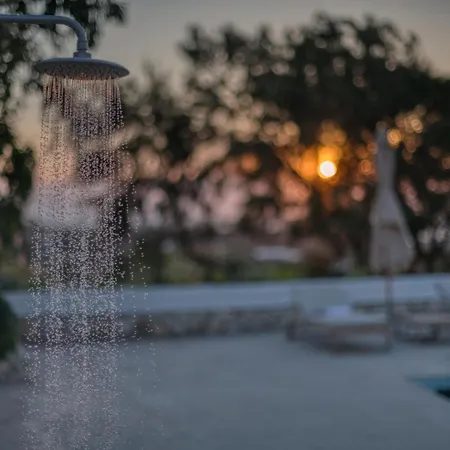 Apartment Deluxe House With Pool For 6 Ppl