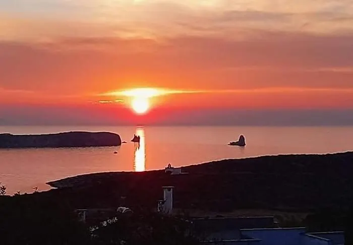 Deluxe House With Pool For 6 Ppl